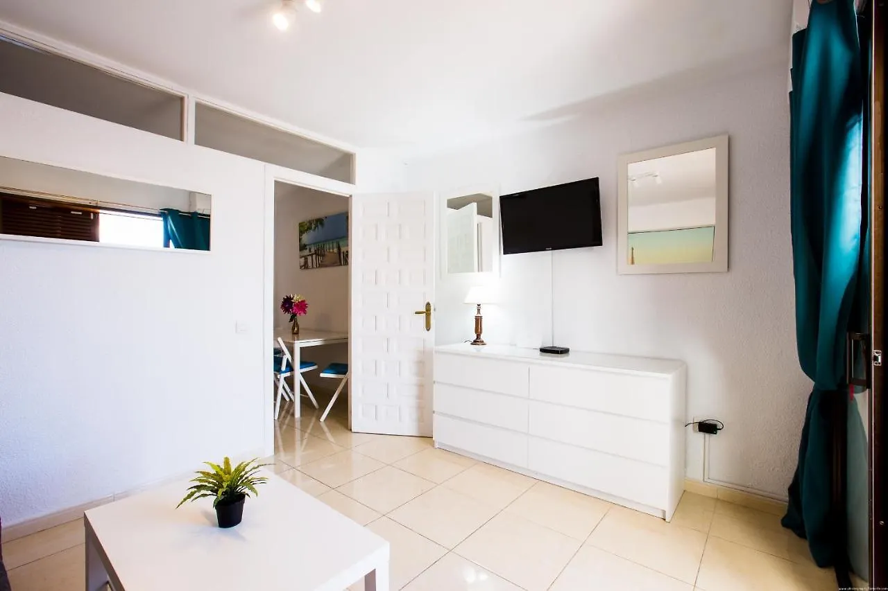 First Line By The Ocean Apartment Playa de las Americas  0*, Playa de las Americas (Tenerife)